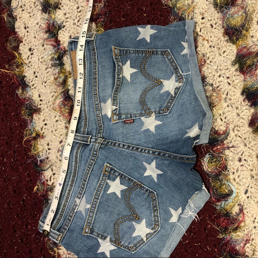 Levi’s Denim Star Sorts. s1 - Picture 4 of 5